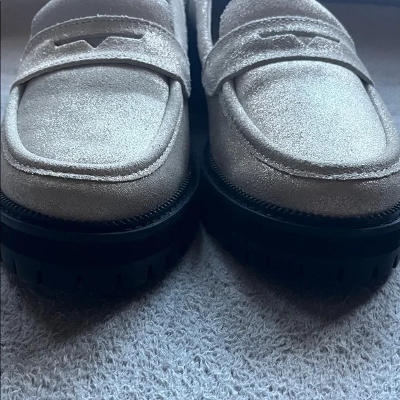 Toms Metallic Cream Leather Loafers brand new never worn sz 8 - Picture 6 of 11